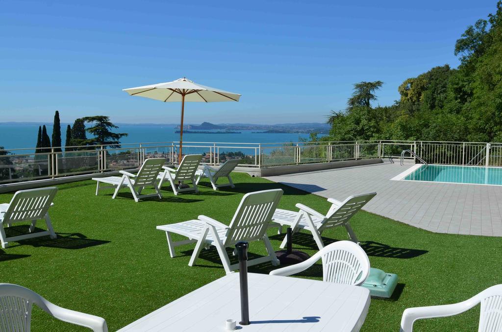 Residence Il Poggio Al Sole Toscolano Maderno Eksteriør bilde